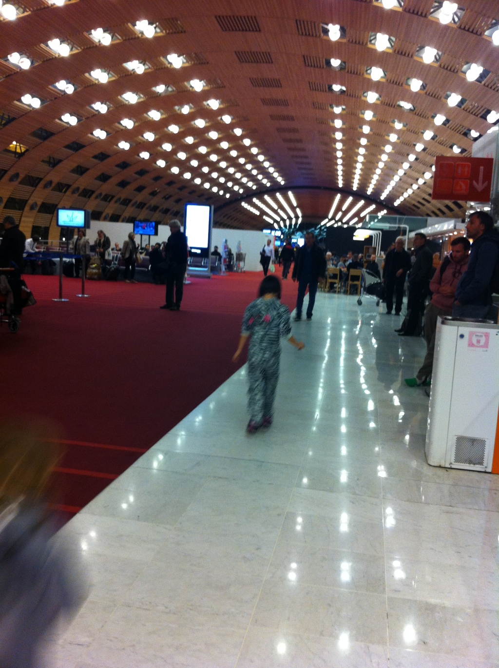 photo 10 - Terminal 2E